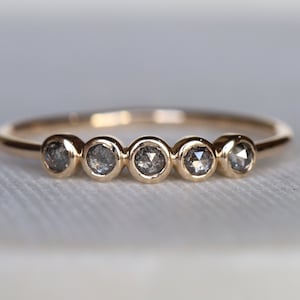 Grey Diamond Wedding Ring - Salt and Pepper Minimal Diamond Bezel Ring - Dainty Gray Diamond Ring - Elegant and Unique Jewelry