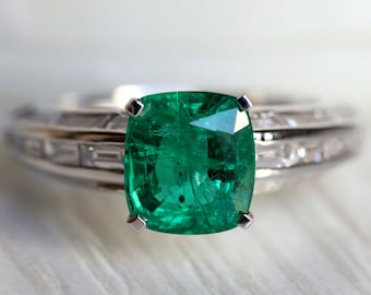 Certified Emerald engagement ring, Art Deco engagement ring, Cushion cut, Baguette engagement ring, anniversary ring, 2.5 carat EE01