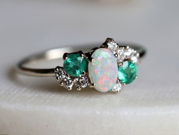 Opal and emerald mothers cheap ring