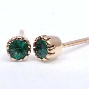 14k Gold Emerald Stud Earrings - Simple Elegant Green Gems