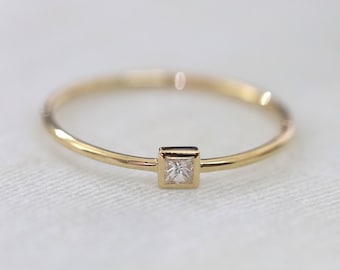 Dainty Princess Cut Diamond Ring – Stacking Gold Ring