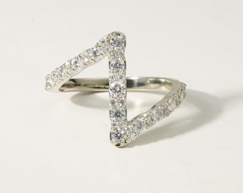 14K Gold Lab Grown Diamond Zig Zag Ring – Unique Wedding Band