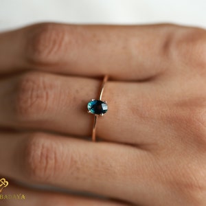 Montana Sapphire Engagement Ring, Parti Sapphire, Minimalist Dainty Ring, 14K Solid Gold, Handmade Jewelry, Promise Stacking Ring