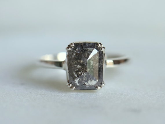 de begeleiding oriëntatie ticket 2 karaat diamanten ring Solitaire Grijze diamanten ring Zout - Etsy België