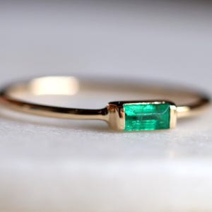 Emerald Baguette Ring in 14k Solid Gold | Dainty May Birthstone Ring | Minimalist Stacking Ring | Engagement Ring | Gift for her