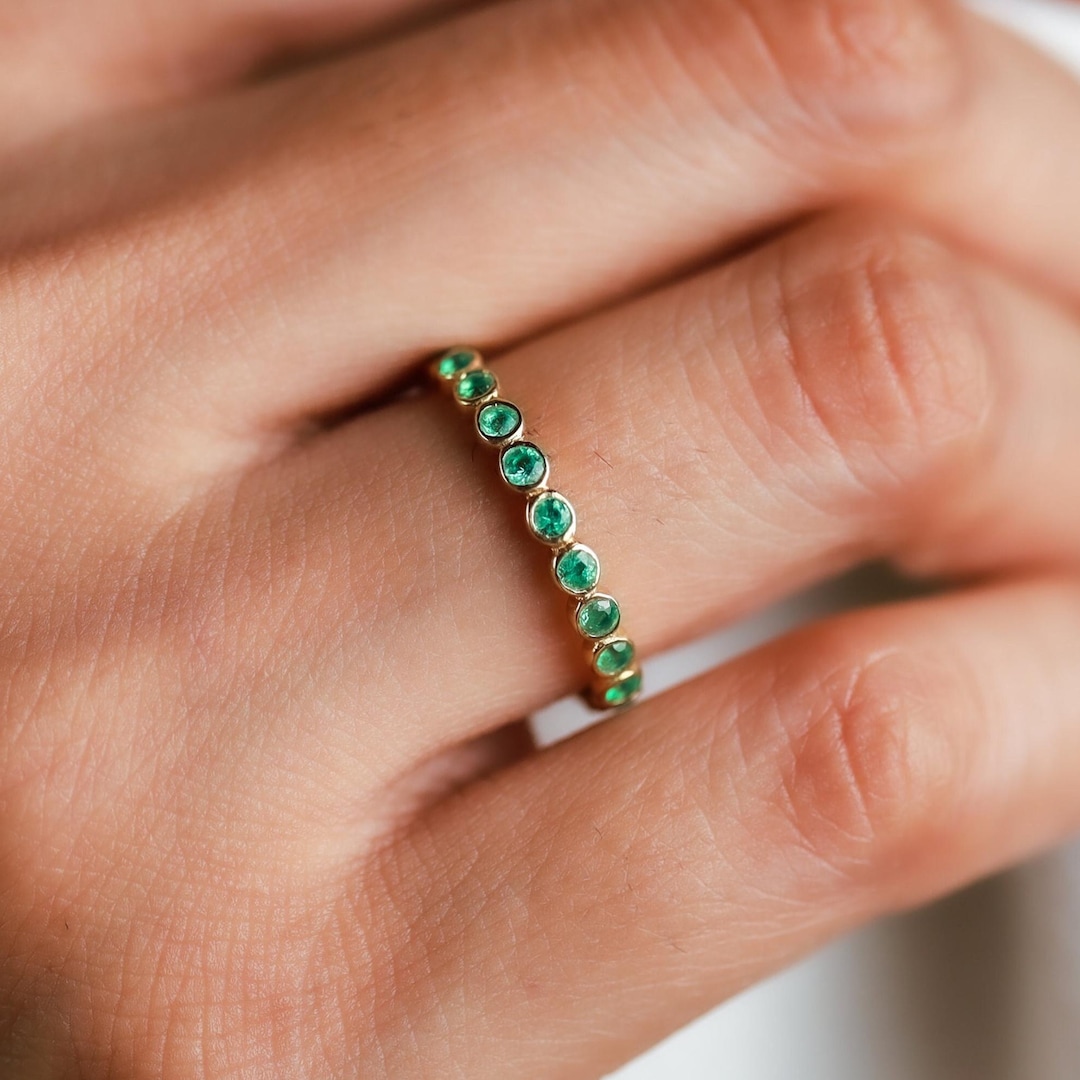 Emerald Eternity Ring | 14k Gold Bezel Set Wedding Band - Etsy