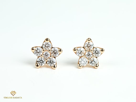 Lab Grown Diamond Flower Stud Earrings | 1.7 CT Round Cut