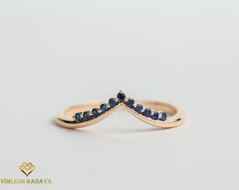 Chevron Solid Gold Wedding Ring, Nesting Blue Sapphire Band