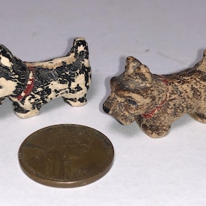 Vintage Miniature Composition Scotti Scottish Terrier Dog Figures - Set of 2