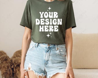 Bella Canvas 3001 Militair Groen T-shirt Mockup Voor- en Achterkant | BC3001 Mockup | T-shirt met echt model | Simpel, trendy, casual, neutraal, boho