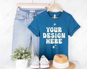 Bella Canvas 3001 Deep Teal 3001 Mockup, Bella Canvas Deep Teal T-Shirt Mockup, Wisząca koszulka Lifestyle Mockup Makieta wieszaka