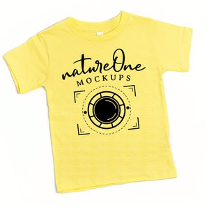 Amarelo 3001T Bella Canvas Criança Crianças Camiseta Mockup, Camisa Unissex Criança Mock Up, Apenas Camisa Meninos Camiseta Flat Lay