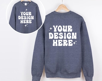 Fram och bak Gildan 18000 Heather Dark Navy Mockup Sweatshirt G180 Crewneck Hängande Galge Mockup Enkel Neutral Minimalistisk