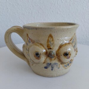 Handcrafted  Owl Handled  Pottery Mug Signed By Artist T.D. Hartman Vintage . Capacity 400ml/13.6 fl oz