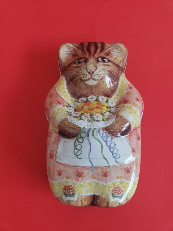 Elite gift boxes Gale Pitt cat shape box Elite gift boxes Gale Pitt cat shape box