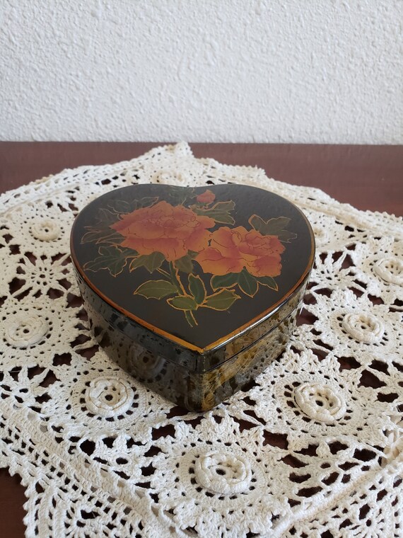 Vintage Black Lacquered Trinket Box Heart Shaped J