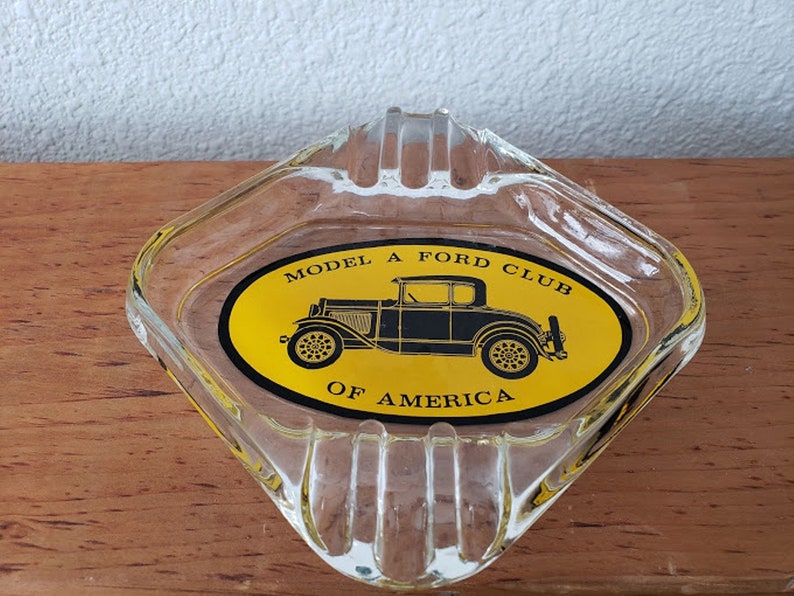 Vintage glass advertising ashtray Model a Ford club of America 1960-1970