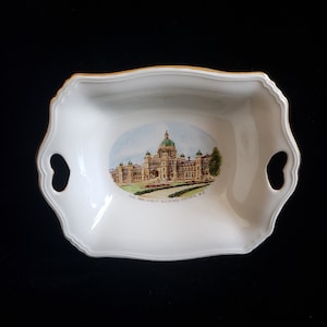 Royal Winton Grimwades England Serving Bowl  Handpainted The Parlament Buildings Victoria made in England/