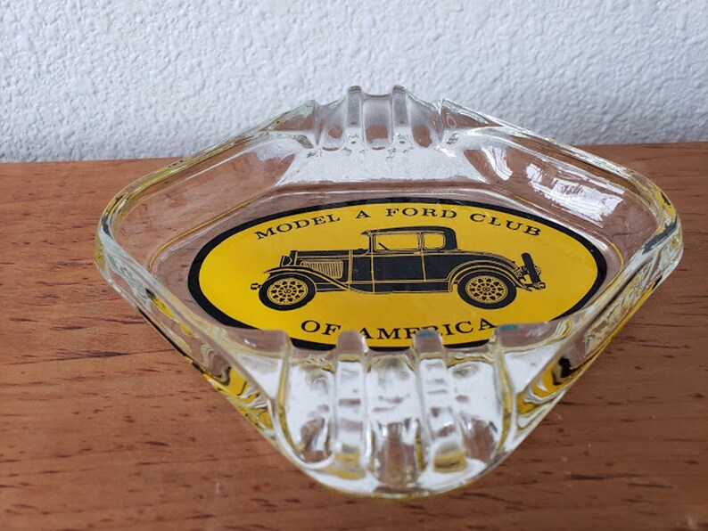 Vintage glass advertising ashtray Model a Ford club of America 1960-1970
