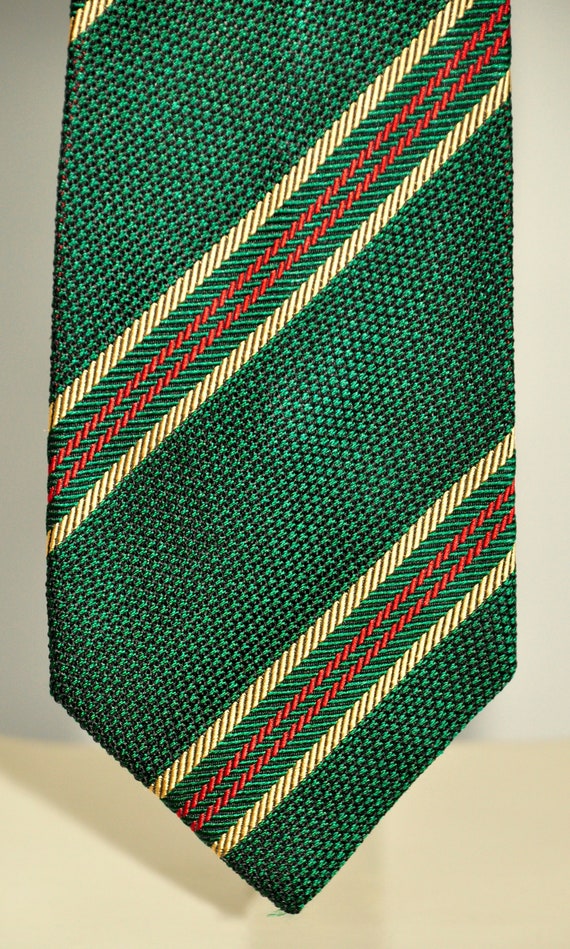 Sisters Fountain rare vintage tie 100% silk