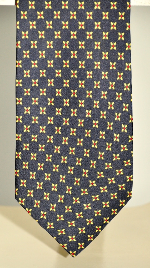 Giorgio Armani rare vintage tie 100% pure silk