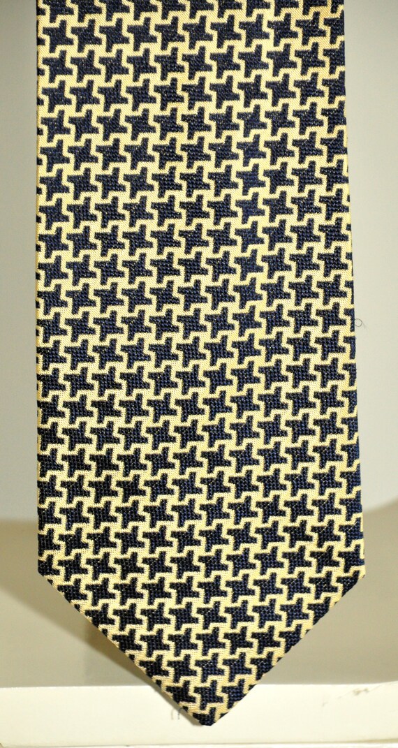 Boss Hugo Boss vintage rare tie 100% silk