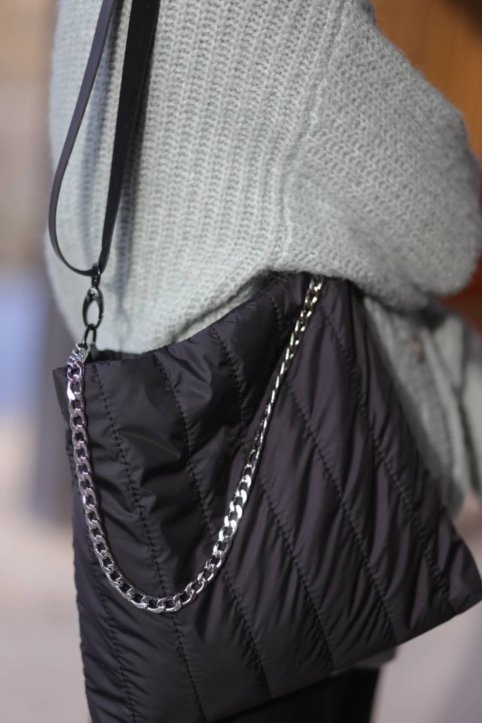 Black Shoulder bag. Puffer bag with chain. | Etsy