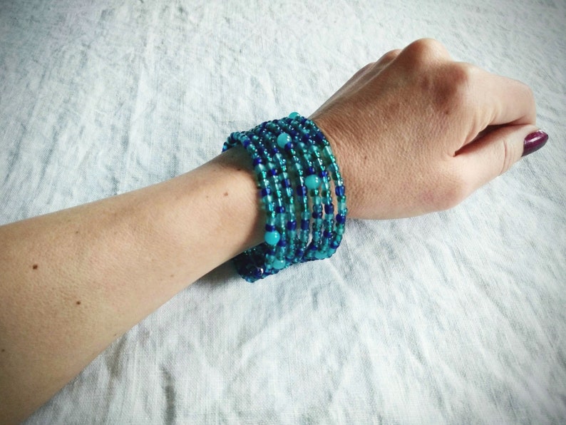 Sea wave Fiesta Memory Bracelet of glass seed beads