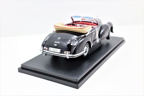 Mercedes 300s toy best sale car
