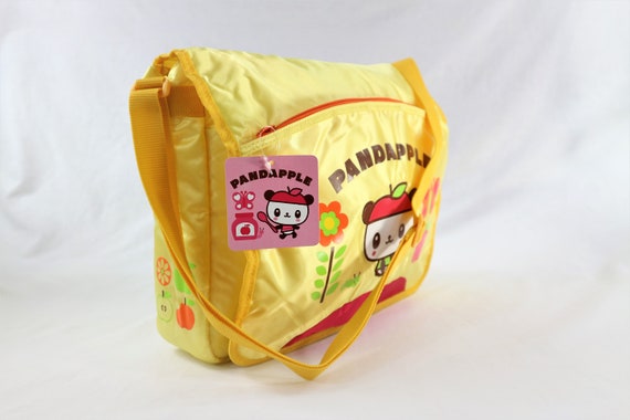 PANDAPPLE MESSENGER BAG - image 1