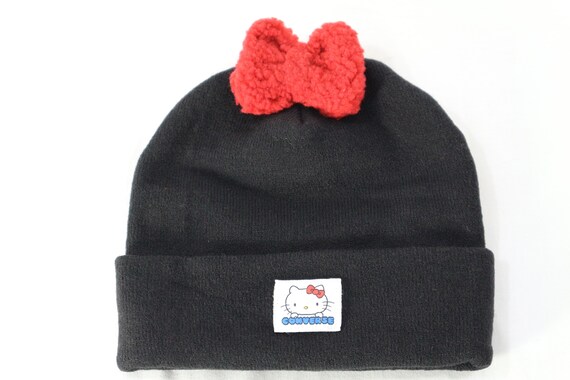 converse hello kitty beanie