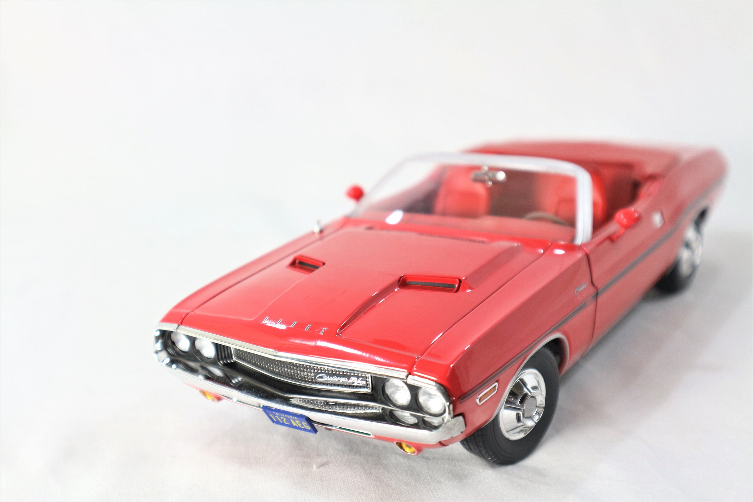 1970 Dodge Challenger R/T Go Mango Orange 1/18 Scale Diecast Model Car by  GREENLIGHT 13630 limited Edition -  Finland