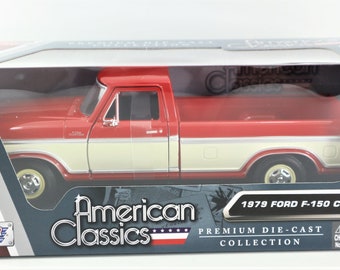 1979 Ford F-150 Custom Truck 1:24 Scale Die-cast Model Car | 2 Tone Red - Cream