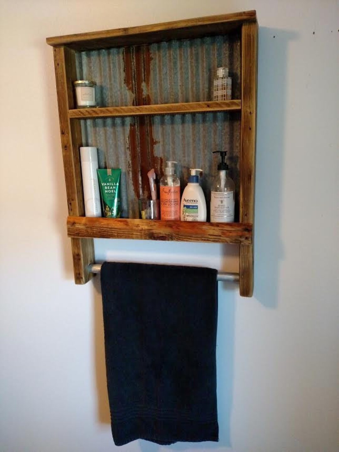Antique quality C1900 beech and pine towel rail stand For