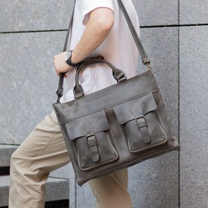 Bolso de hombro de cuero para hombres, bolso tipo cartera para computadora portátil con grabado láser, bolso de mensajero personalizado hecho a mano, bolsos de cuero personalizados para hombres