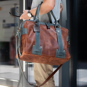Laptoptasche mit Lasergravur, individuelle Lederhandtaschen für Herren, Lederumhängetasche für Herren, handgefertigte Umhängetasche