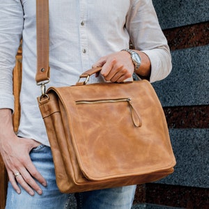 Porte-documents en cuir pour homme, sac pour ordinateur portable personnalisé en cadeau en cuir, sac messager personnalisé avec gravure au laser, sac cartable fait main