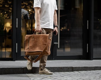 Personalized 17 inch Laptop Bag for Men, Handmade Leather Briefcase as a Gift for Him, Men's Satchel Engraving, Unique Men's Shoulder Bag