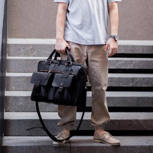 Sac messager pour homme, sac pour ordinateur portable personnalisé, sac à bandoulière en cuir authentique, sac pour ordinateur portable fait main avec personnalisation, sac à main de travail pour homme