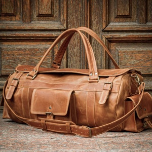 Handmade Duffel Bag, Leather Duffle bag for Men, Weekender bag men, Personalized Overnight bag, Leather Travel Bag with Laser Engraving