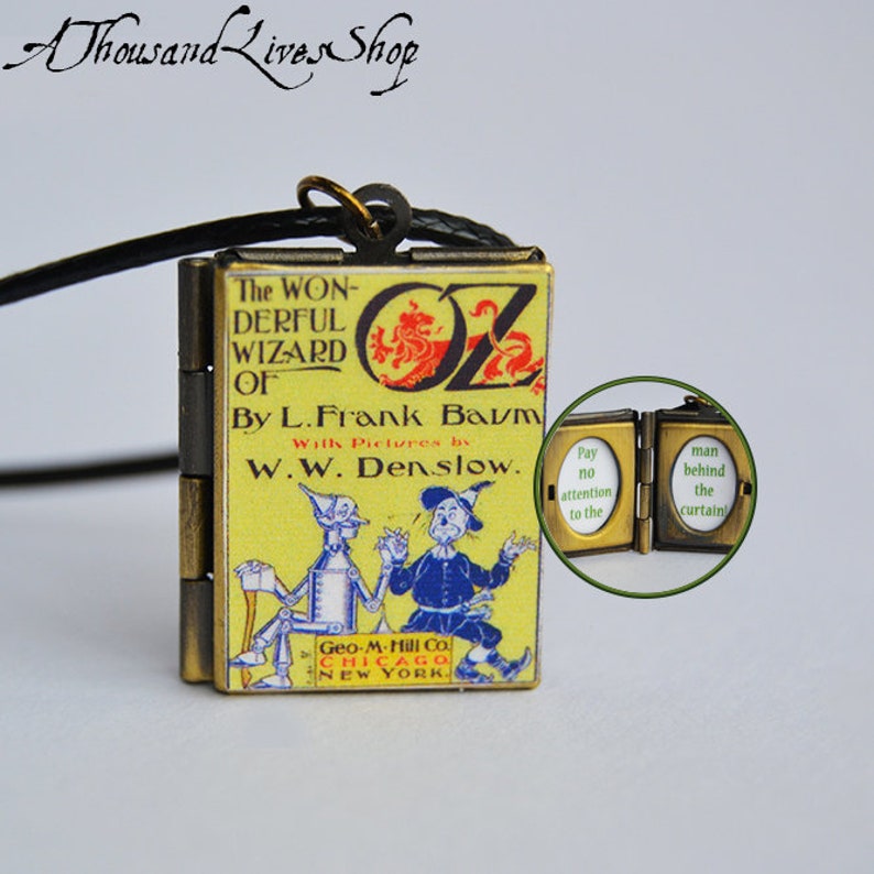 Le merveilleux magicien d'Oz médaillon de livre miniature citation de Frank Baum à l'intérieur porte-clés à breloques broche bague bracelet ras du cou pendentif collier image 1