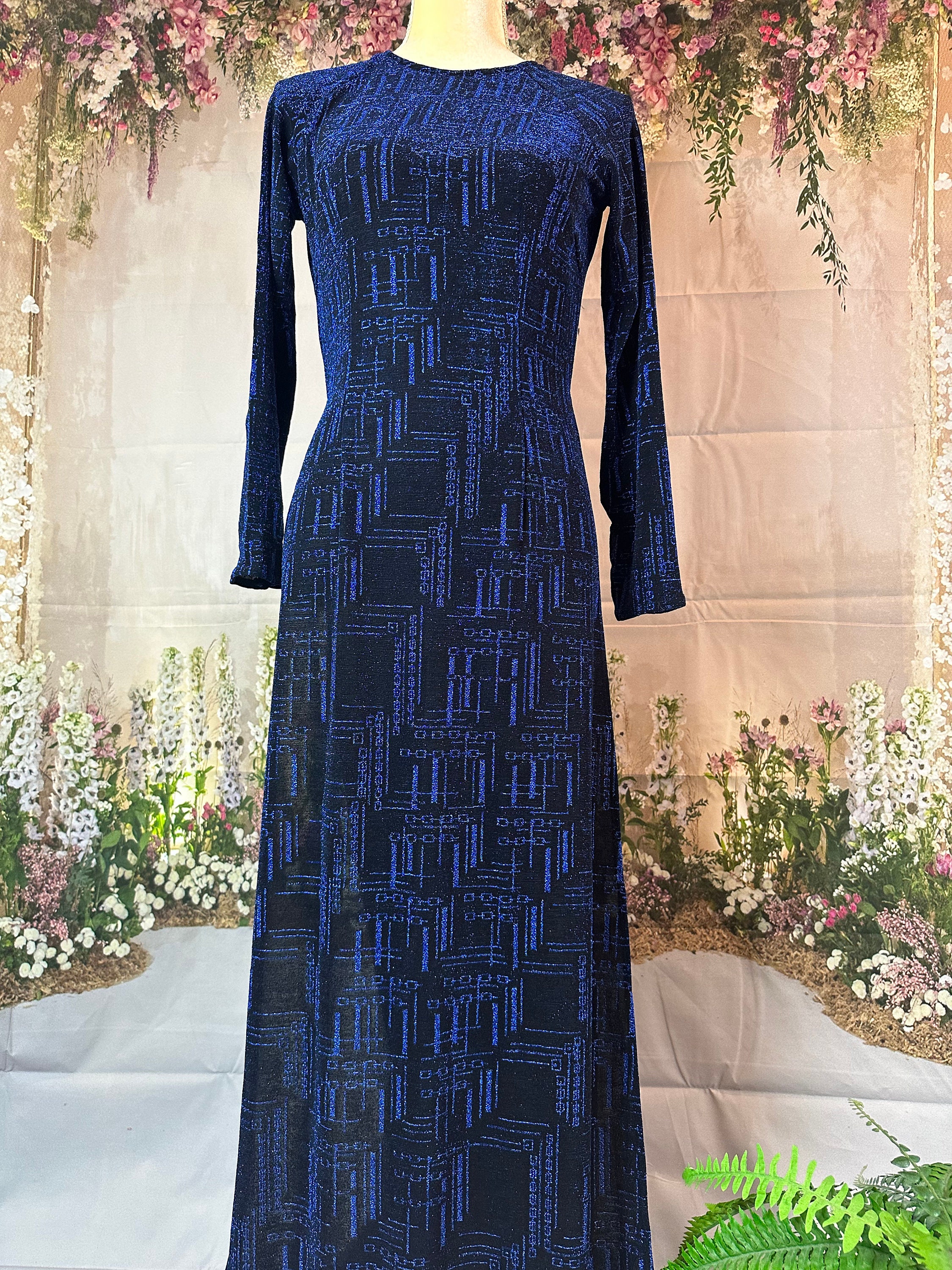Blau und Silber Ao Dai Vietnamesisch Kim Sa Stretchy Langes Kleid mit Hose G96 - Etsy.de Blau und Silber Ao Dai Vietnamesisch Kim Sa Stretchy Langes Kleid mit Hose G96 - Etsy.de