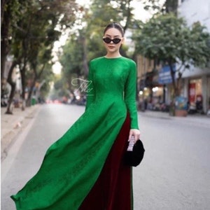 Groene Ao Dai Vietnamese lange jurk met donkerrode broek G132