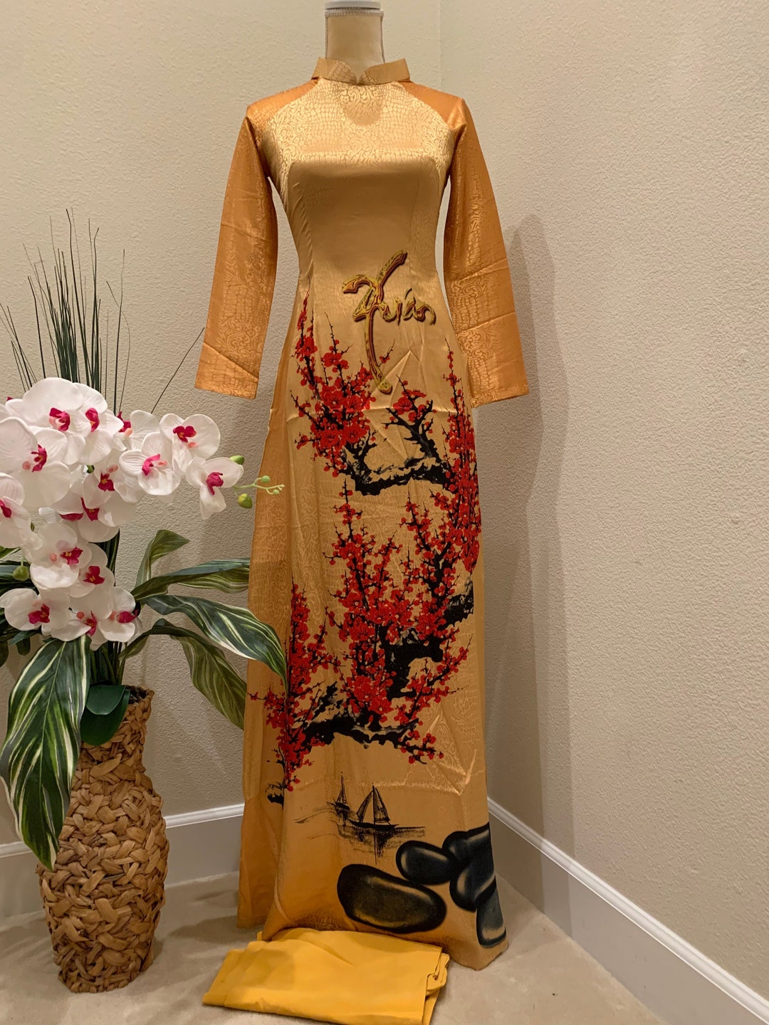 Gold Ao Dai Dong Hung Silk Long Dress With Pants free Priority 1-3 Day ...