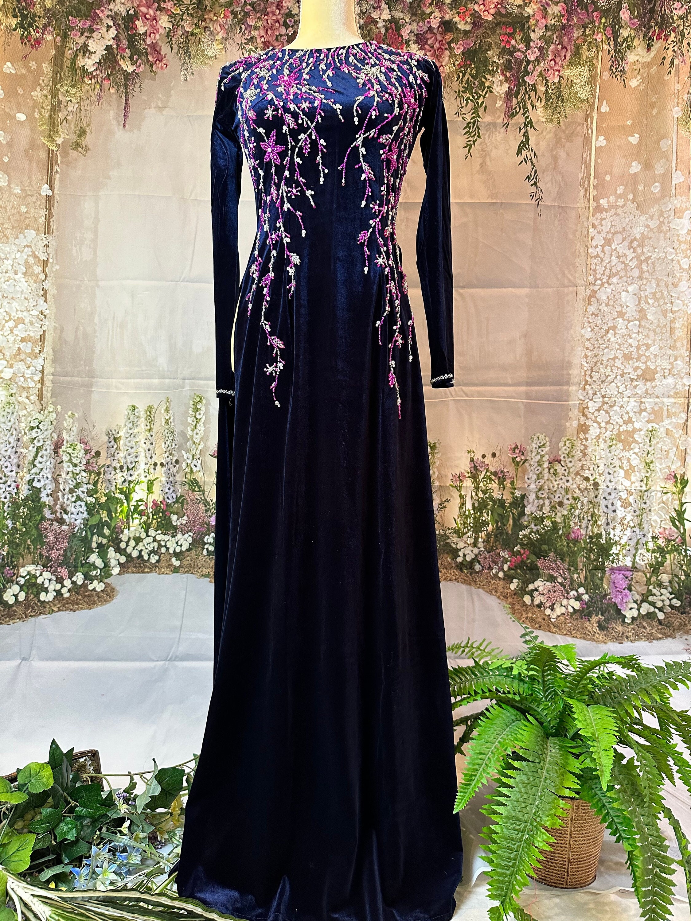 beaded velvet dress Wedding Sequins Red Velvet Beaded Party Kaftan Gown Set 38
