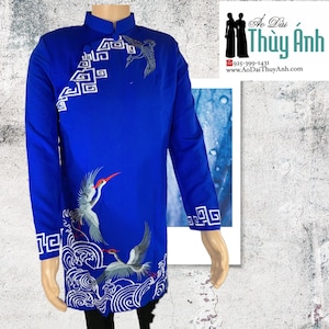 Blaues Ao Dai Besticktes Traditionelles Langes Kleid für Männer, Ao Dai Chu Re, Ao Dai Nam. Ohne Hose