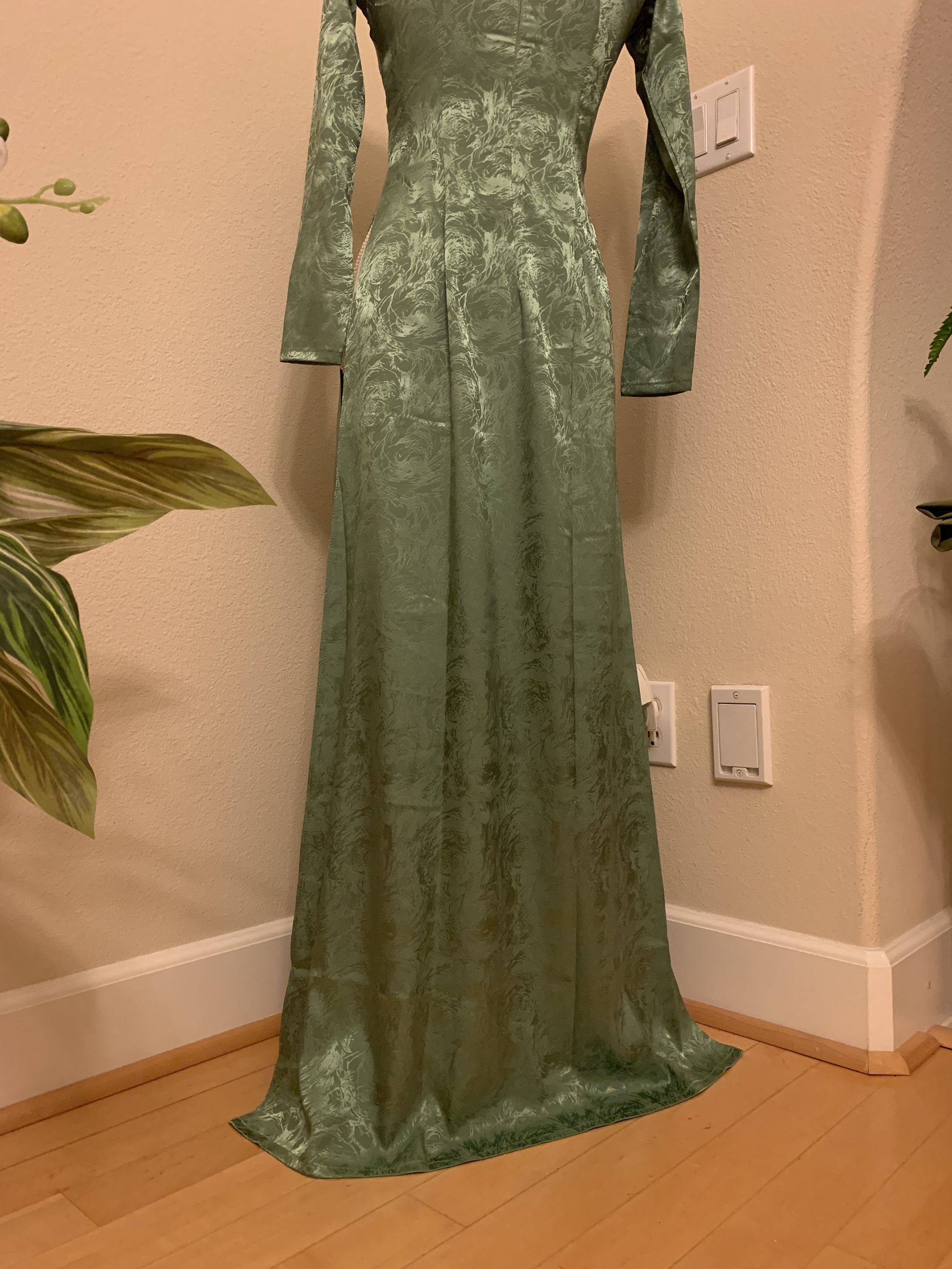 Green Ao Dai Vietnamese Gam Long Dress With Pants G69 - Etsy Green Ao Dai Vietnamese Gam Long Dress With Pants G69 - Etsy