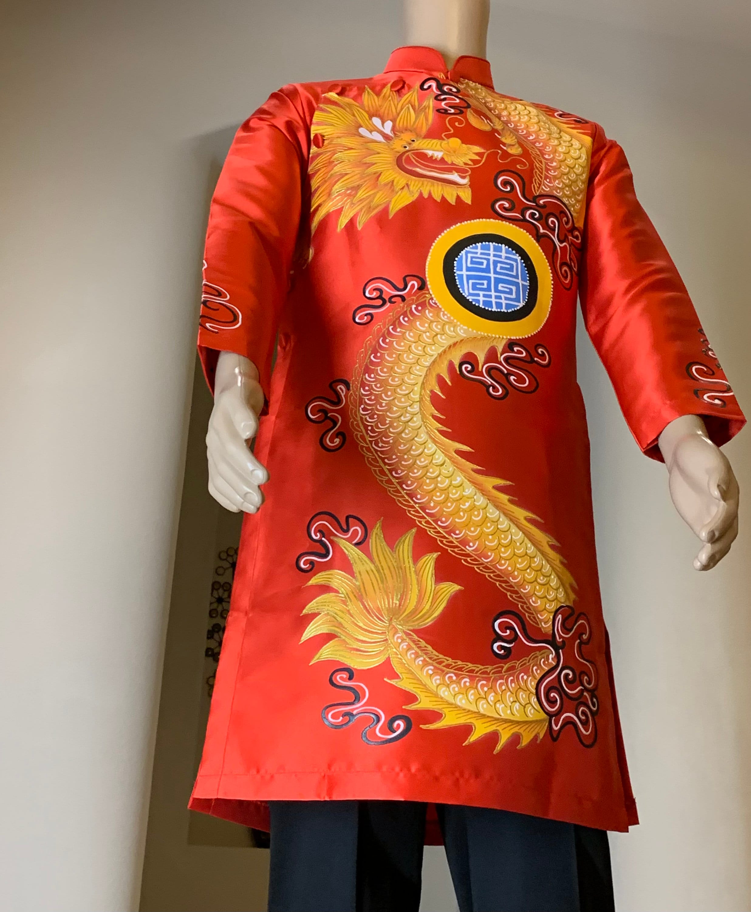 ao-dai-chu-re-vietnamese-traditional-long-dress-for-men-ao-dai-nam-men