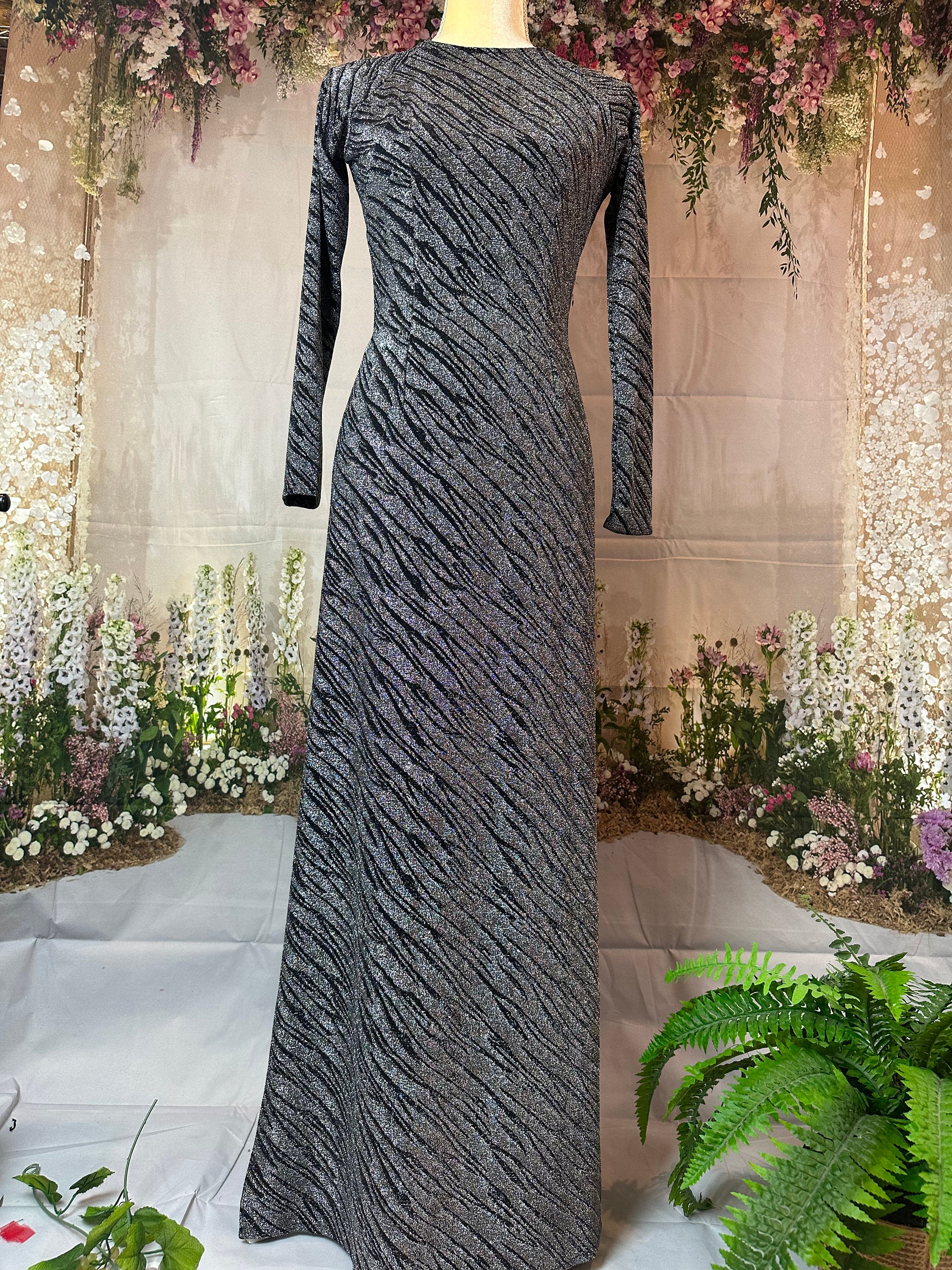 Blue and Siver Ao Dai Vietnamese Kim Sa Stretchy Long Dress Blue and Siver Ao Dai Vietnamese Kim Sa Stretchy Long Dress