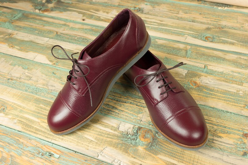Chaussures pour hommes de style derby élégant rouge bordeaux, chaussures en cuir naturel, style oxford vintage image 4